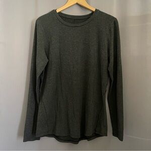 Lululemon Mens wool blend Long sleeve shirt fits like S-M
see measurements